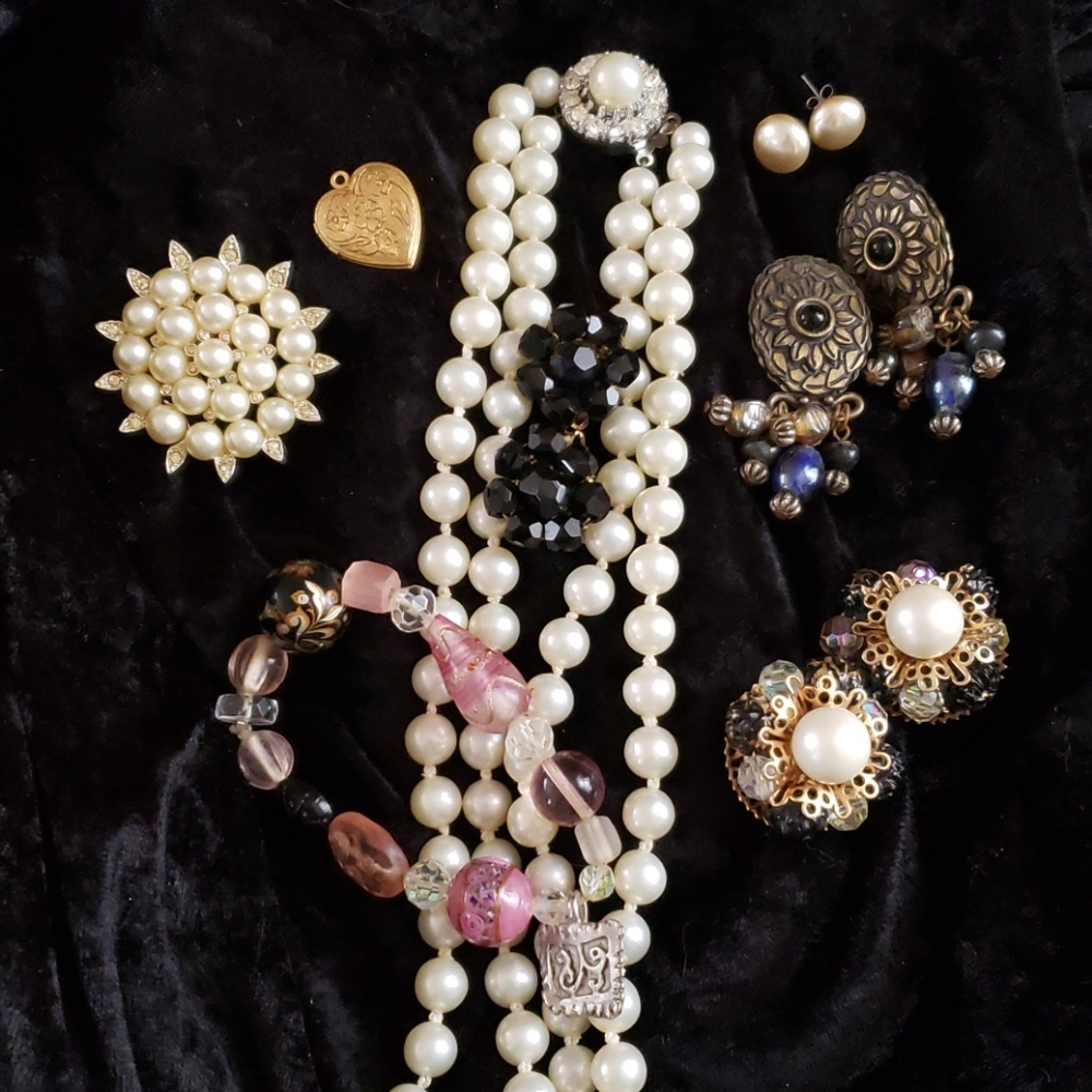 ⛪Get your Pearls Girls!